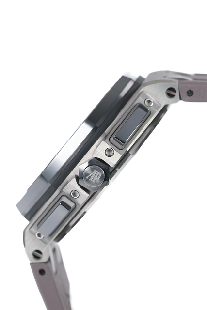 Audemars Piguet Royal Oak Offshore 26400IO.OO.A004CA.01 Image 2